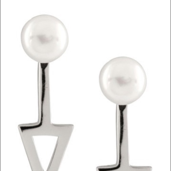 Splendid Pearls Silver Drop Triangle Earrings - Picture 8 of 11